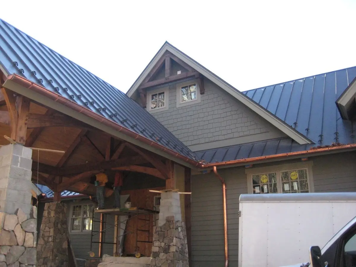 Craftsman Roofing team delivering quality roofing work in Woodlyn
